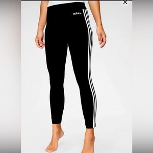 Adidas leggings -lightly worn/great condition